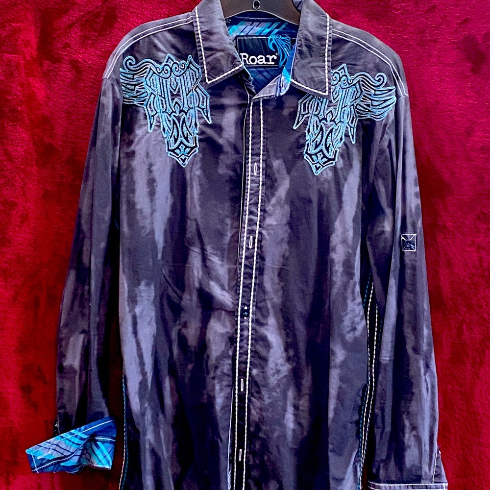 Roar mens casual embroidered shirt!